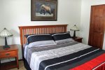Mammoth Condo Rental Sunrise 16 - Cozy Bedroom has 1 Queen Bed and a Walk-in Closet